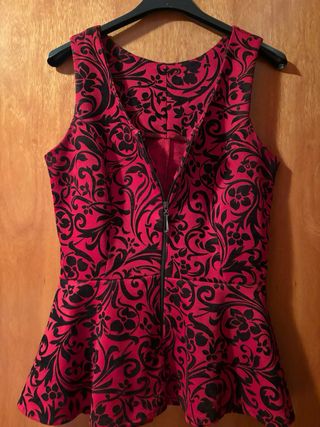 Elegante top fiesta rojo terciopelo cremallera