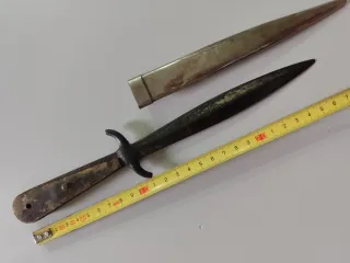 Antico tagliacarte del XIX secolo