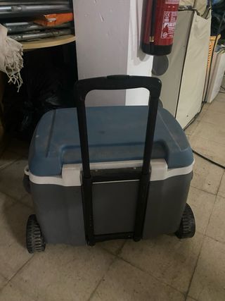 Nevera portátil con ruedas Maxcold 50L