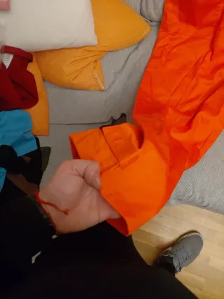 Mono de trabajo naranja