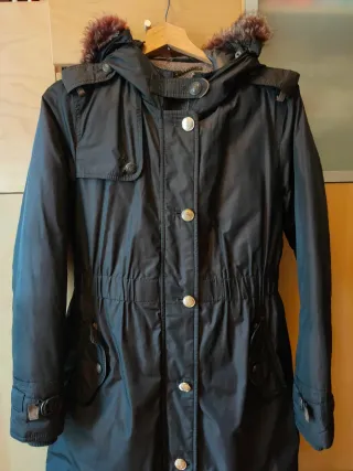Parka Massimo Dutti con capucha