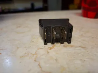 Interruttore fendinebbia