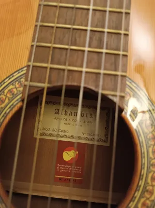 Guitarra Clásica Marrón