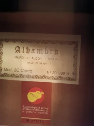 Guitarra Clásica Marrón