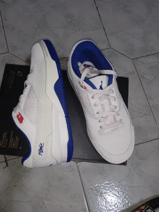 Scarpe Jordan Flight Court colore panna/Blu