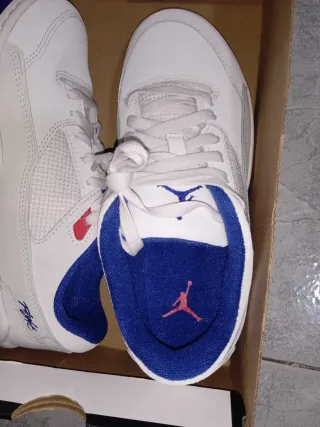 Scarpe Jordan Flight Court colore panna/Blu