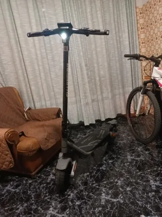 Patinete Eléctrico Negro