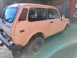 Lada Niva 1993