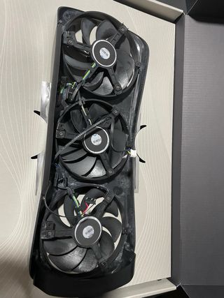 Zotac GeForce RTX 4090 Scatola e ventilatori