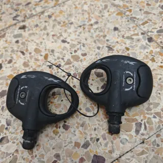 Pedales de bicicleta negros