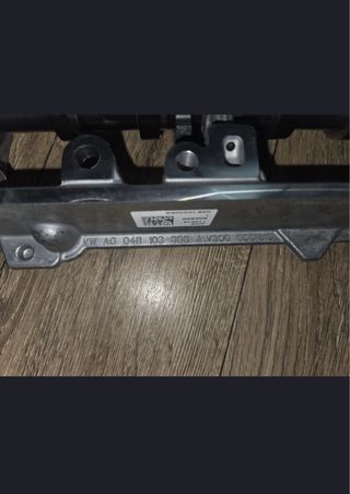 Carcasa árboles de levas ORIGINAL VAG 04B103308A