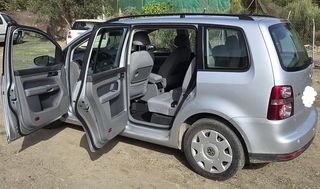 Volkswagen Touran 2011