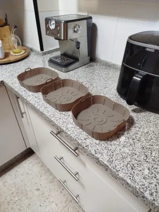 Freidora de aire Princess negra,8 litros.