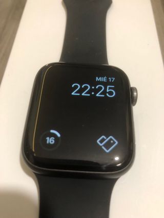 Apple Watch Series 5 44mm Space Gray