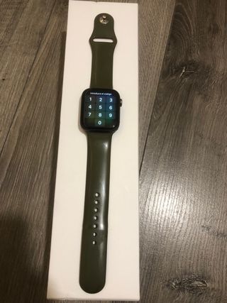 Apple Watch Series 5 44mm Space Gray