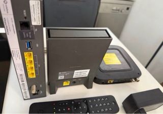 Router WiFi y Decodificador Vodafone