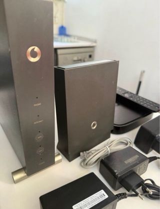 Router WiFi y Decodificador Vodafone