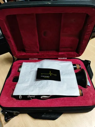 Clarinete Buffet E11