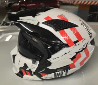 Casco MT Streetfighter Blanco/Rojo Talla L