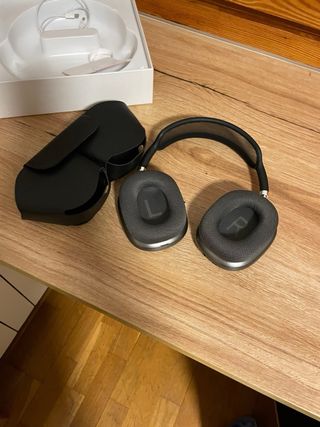 AirPods Max Space Gray