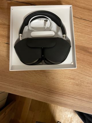 AirPods Max Space Gray
