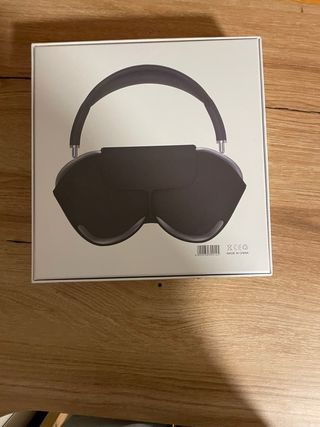 AirPods Max Space Gray