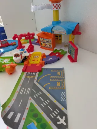 Aeropuerto Aventuras Tut Tut Bólidos VTech