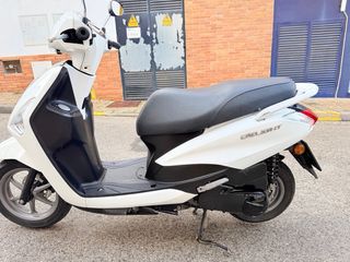 Yamaha D'elight 125 Blanca