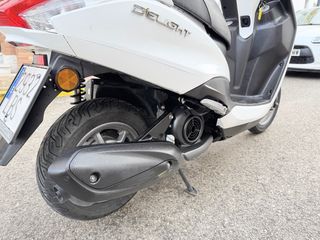 Yamaha D'elight 125 Blanca