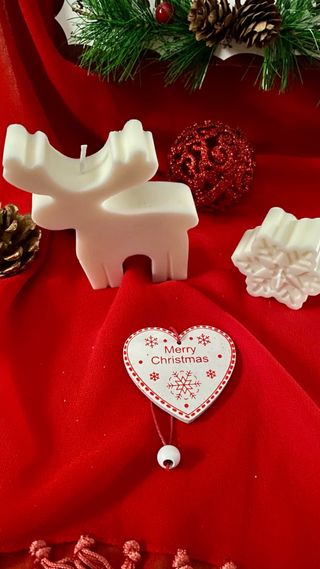 Velas aromáticas navideñas artesanales