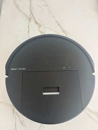 Robot aspirador y fregasuelos Roomba 205