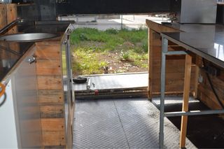 Foodtruck remolque ligero muy bonita