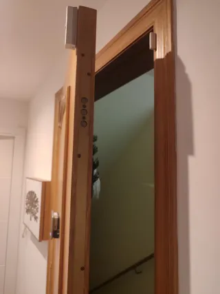 Puerta blindada entrada piso.