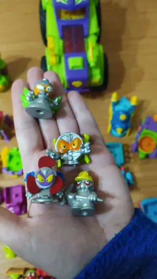 Superzings - Lote de Figuras y Vehículos