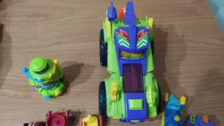 Superzings - Lote de Figuras y Vehículos