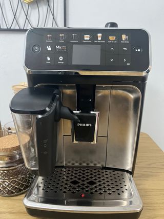 Cafetera Philips 5400 LatteGo