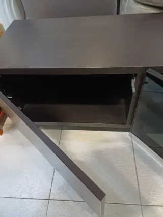 MUEBLE TV. BESTA WENGUE SEMINUEVO