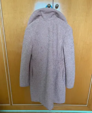 Chaquetón rosa de pelo sintético