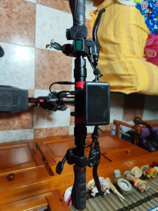 Patinete Eléctrico iX4 III