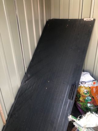 Caseta de jardín metálica gris