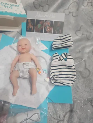 Muñeca Reborn silicona chico o chica