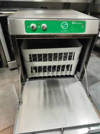 Lavavajillas Profesional Silanos Italia
