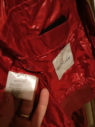 Chaqueta Moncler original roja ligera