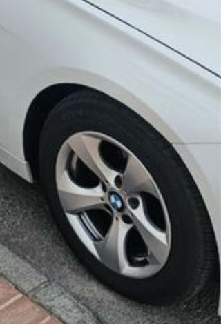 Llantas BMW F30/F31 con neumáticos