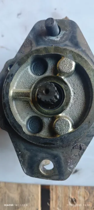 Bomba Hidráulica Rexroth 9510290328