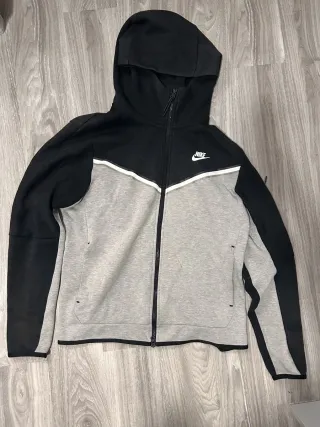 Felpa Nike Tech Fleece Grigia e Nera