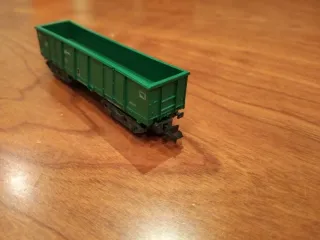 Vagón mercancías escala N verde
