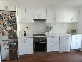Cocina completa con electrodomésticos