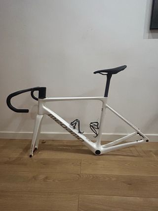 Cuadro Megamo Raise 2026 Talla M