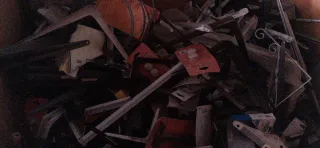 Lote ferretería: ganchos y soportes